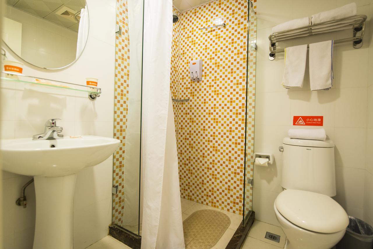 Home Inn Shanghai Lujiabang Road Metro Station Екстер'єр фото