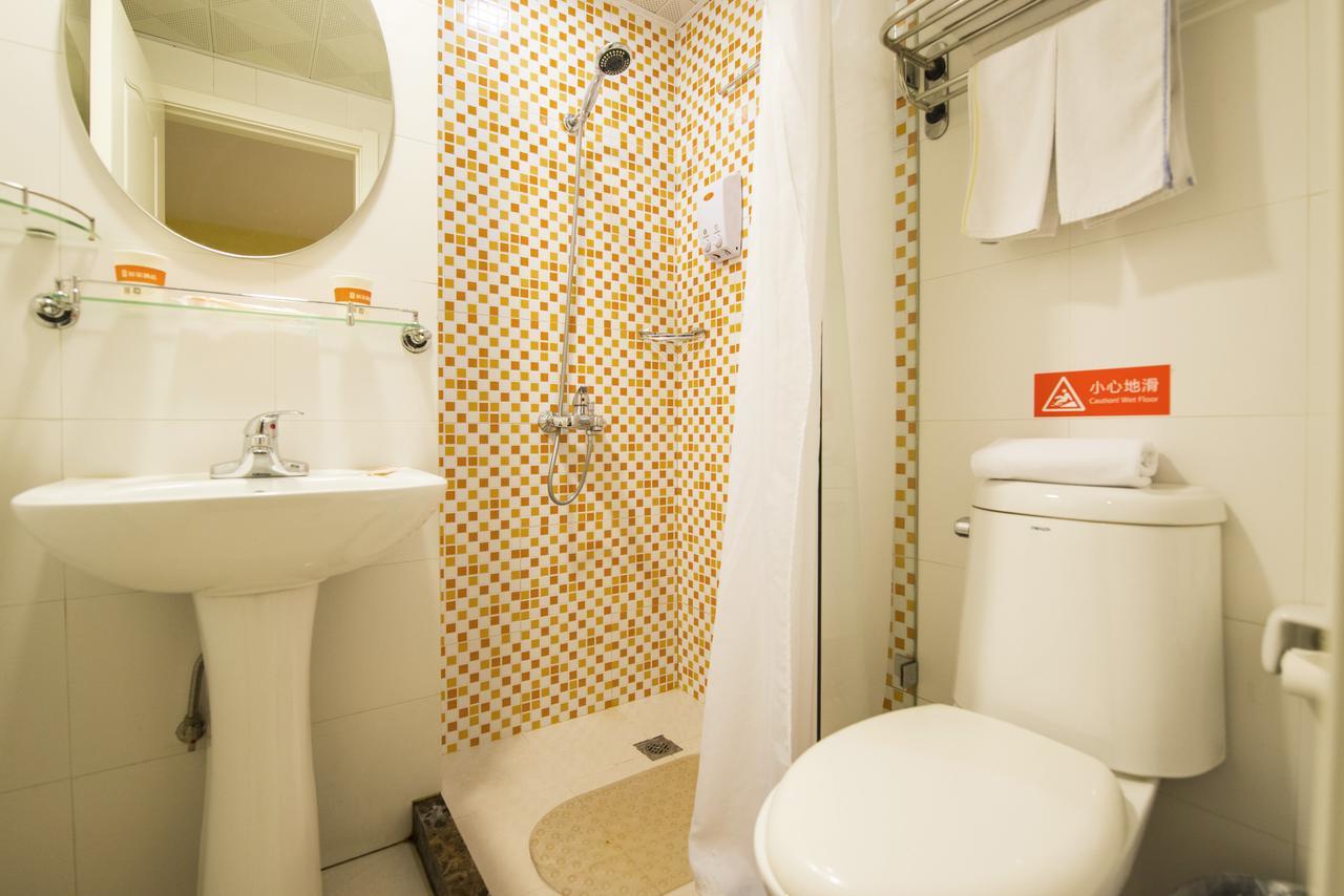Home Inn Shanghai Lujiabang Road Metro Station Екстер'єр фото